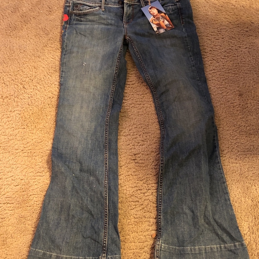 FRAGILE BLUE JEANS NEW WITH TAGS SZ 11.